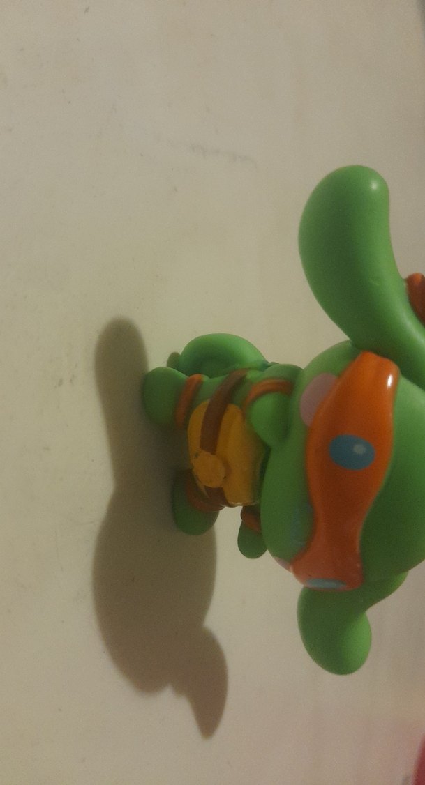 Renkli Yeşil Aksiyon Figürü - Görsel 3