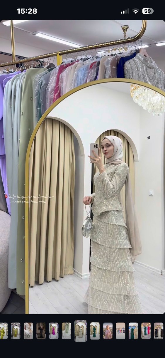 Bej İşlemeli Kat Kat Uzun Abiye Elbise - Görsel 2