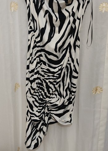 Zebra Desenli Mini Askılı Elbise - Görsel 4