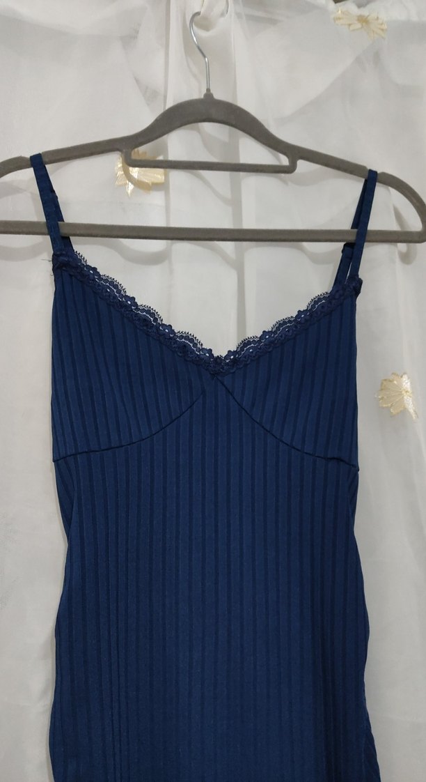 Lacivert V Yaka Pilili Midi Triko Elbise - Görsel 3