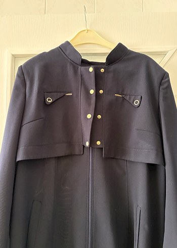 Düğmeli Lacivert Uzun Kadın Ferace
Bir kere giyildi - Görsel 2