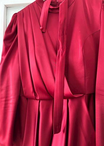 Bordo Uzun Kollu Drapeli Kadın Elbise
Şalı da vardır - Görsel 2