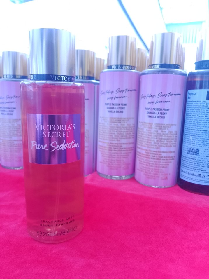 Victoria's Secret Pure Seduction Kadın Parfümü - Görsel 2