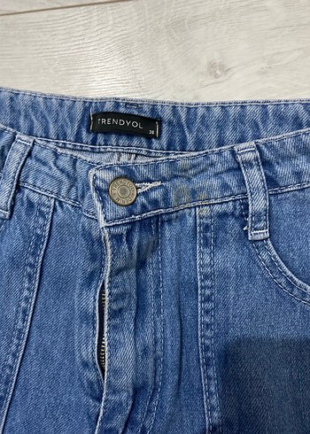 Geniş Kesim Kemerli Mavi Kot Pantolon - Görsel 4