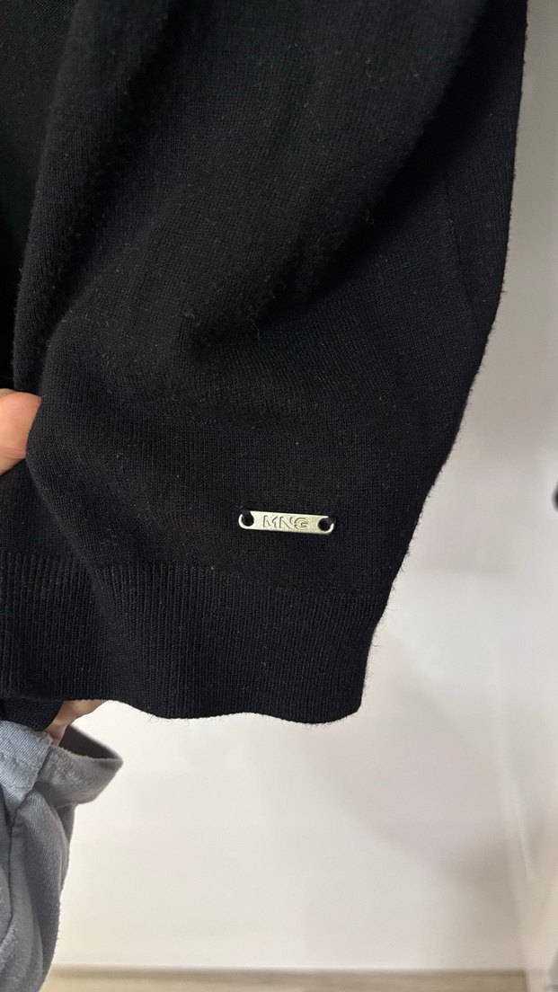 Kadın Siyah İnce Pamuklu Hırka - Görsel 3