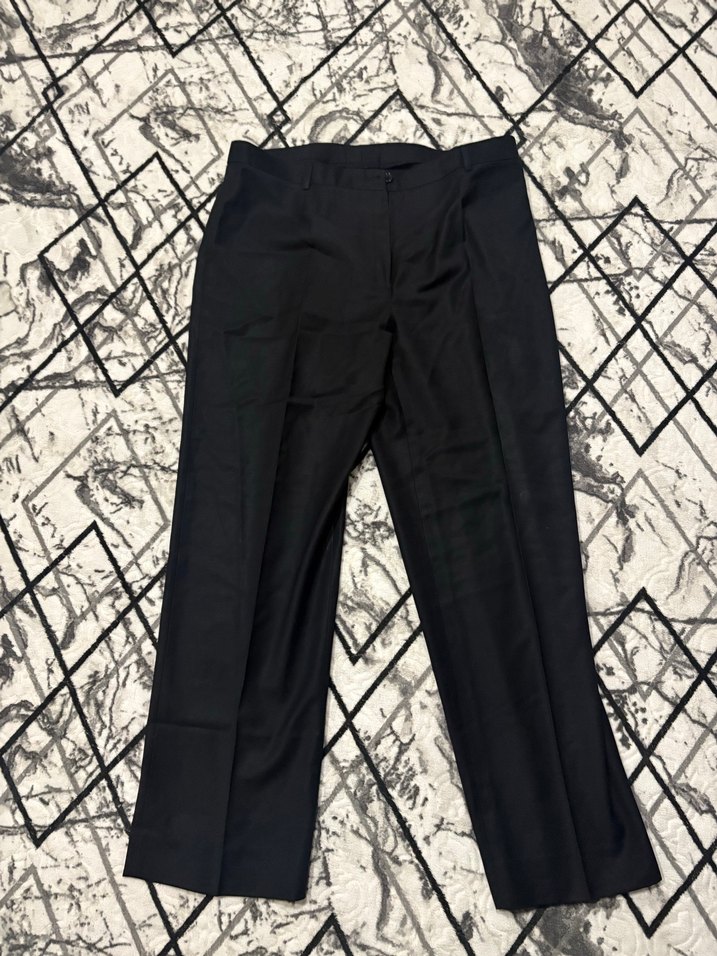 Kadın Siyah Pilili Kumaş Pantolon - Görsel 2