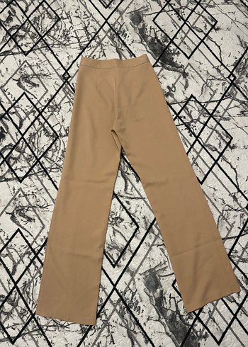 Bej Kadın Kumaş Pantolon - Kemerli, Rahat Kesim - Görsel 2