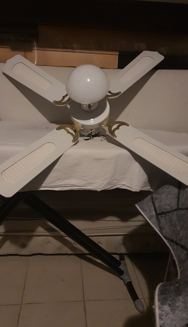Beyaz Tavan Vantilatörü ve Lamba - Görsel 4