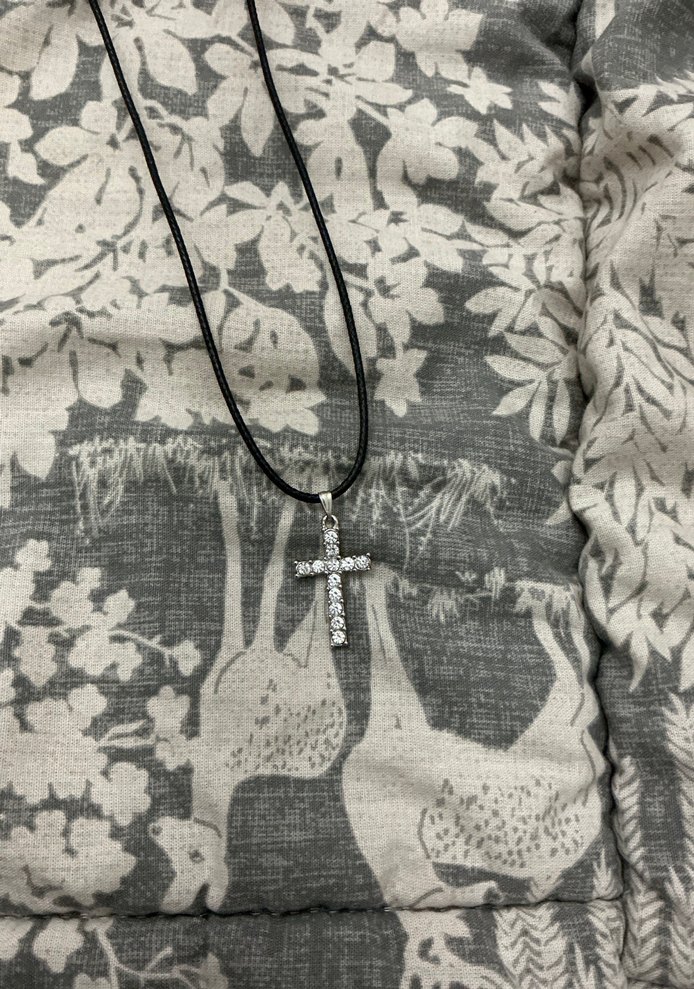 Gri Tokalı Gotik Kadın kolye haç - Görsel 2