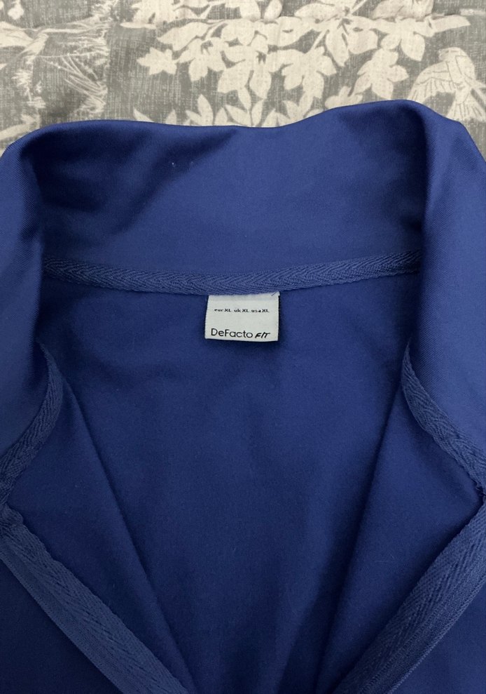 Mavi Fermuarlı Yüksek Yakalı Kadın Ceket - Görsel 4