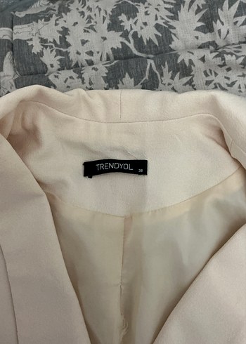 Beyaz Mini Kadın Ceket - Görsel 2