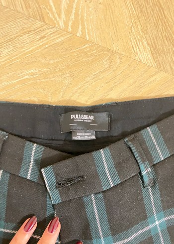 Pull and Bear Pull Bear Ekose Desenli Yuksek Bel Pantolon