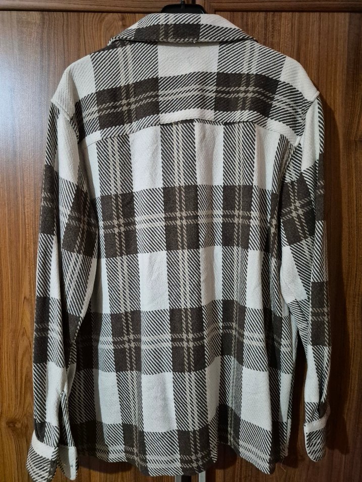 Düğmeli Uzun Kollu Erkek Gömlek - Görsel 2