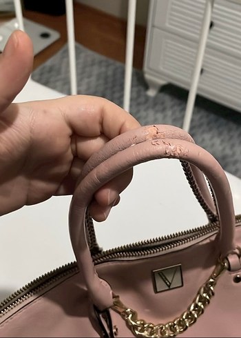 Victoria Secret Pembe Zincir Detaylı Deri Kadın Çanta - Görsel 3