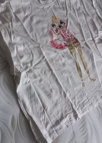 Kız Çocuk Beyaz Payetli Baskılı Tişört - Görsel 3