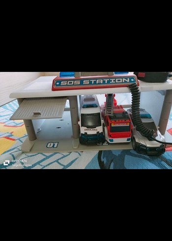 SOS İstasyonu Oyuncak Araba Seti - Görsel 3