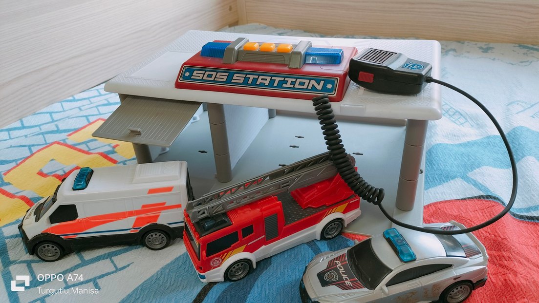 Işıklı ve Sesli S.O.S İstasyonu Oyuncak Seti - Görsel 2