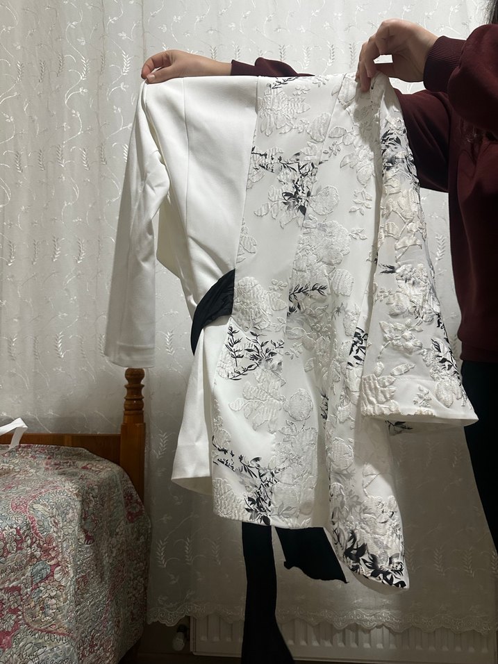 Beyaz takım(pantolon,ceket,içlik) - Görsel 2