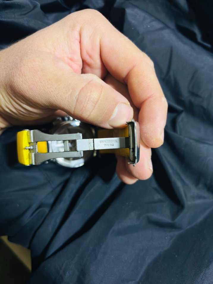 Siyah ve Sarı Tissot T-erce Erkek Kol Saati - Görsel 3