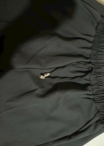 Kadın Siyah Midi Kumaş Pantolon - Görsel 3