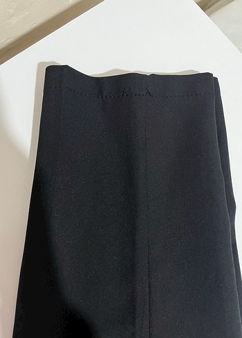 Kadın Siyah Midi Kumaş Pantolon - Görsel 4