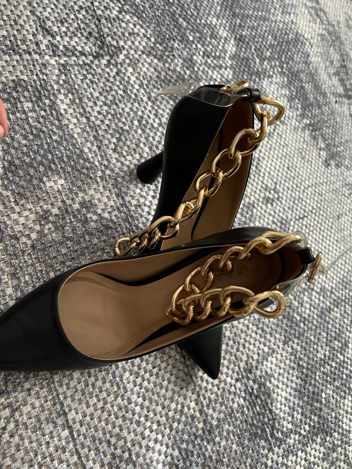 Siyah Deri Yılan Desenli Zincir Detaylı Stiletto - Görsel 3