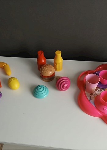 Renkli Giysili Bebek Seti ve Aksesuarları - Görsel 4