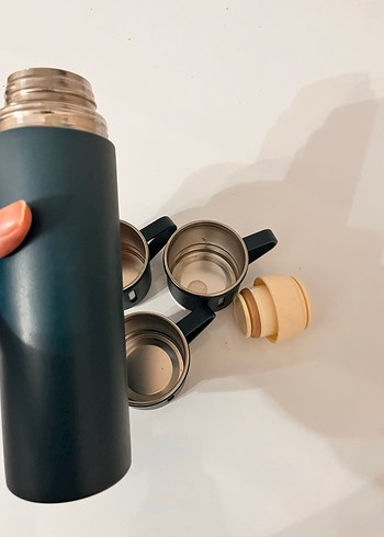 Kilitli yemek kabı ve termos - Görsel 6