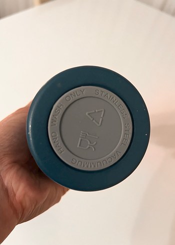 Kilitli yemek kabı ve termos - Görsel 8