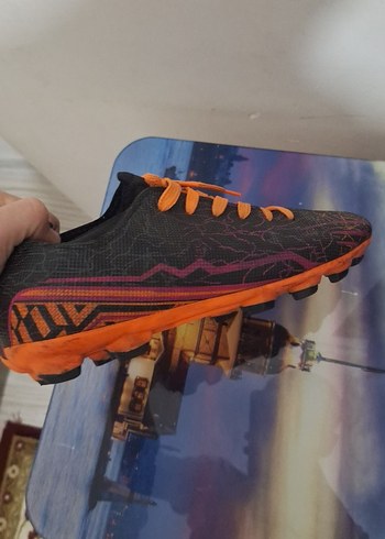 Turuncu Yılan Desenli Erkek Futbol Ayakkabısı - Görsel 3