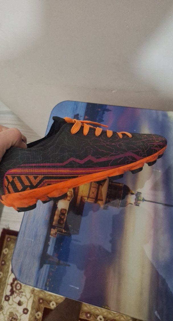 Turuncu Yılan Desenli Erkek Futbol Ayakkabısı - Görsel 3