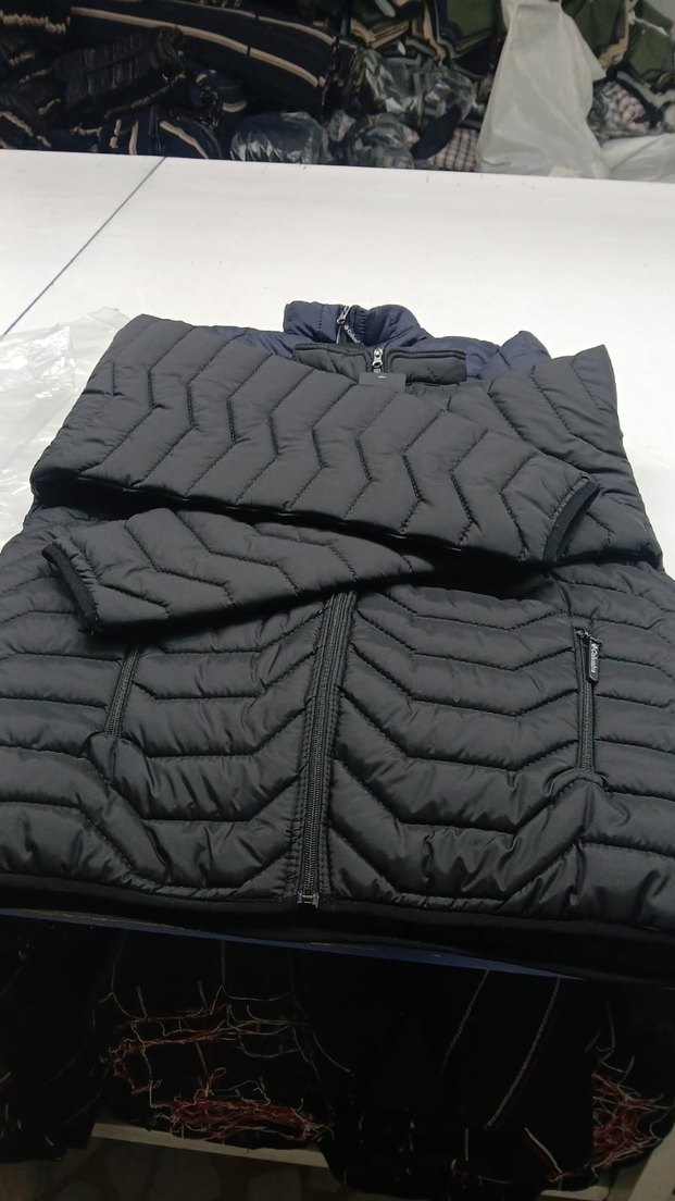 Columbia Siyah Fermuarlı Erkek Mont - Görsel 2