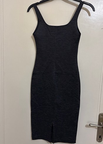 Gri Kolsuz Midi Triko Elbise - Görsel 2