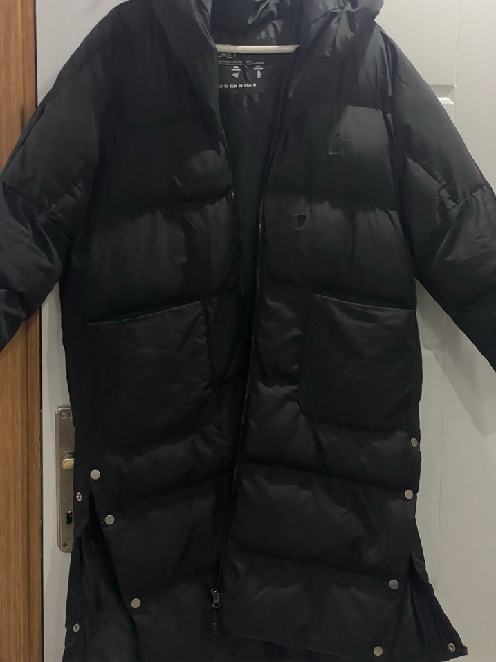 Kadın Siyah Uzun Düğmeli Kış Montu - Görsel 3