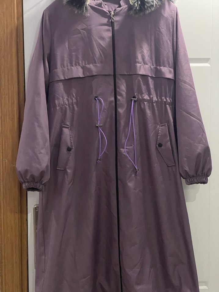 Mor Uzun Kadın Kaban Kürklü Detaylı - Görsel 2