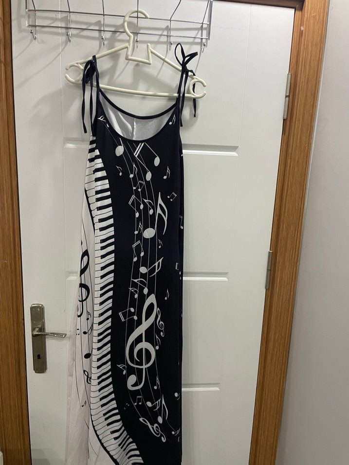 Piyano ve Nota Desenli Uzun Bohem Elbise - Görsel 3