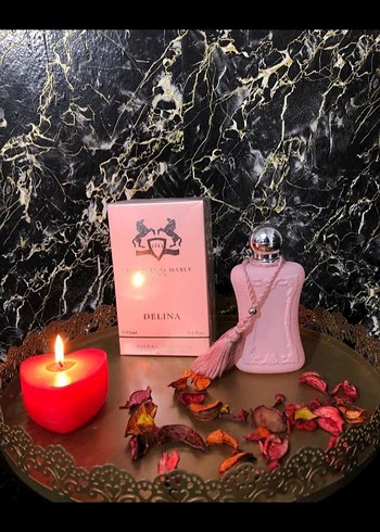 Parfums de Marley Delina Kadın Parfümü 75 ml - Görsel 2