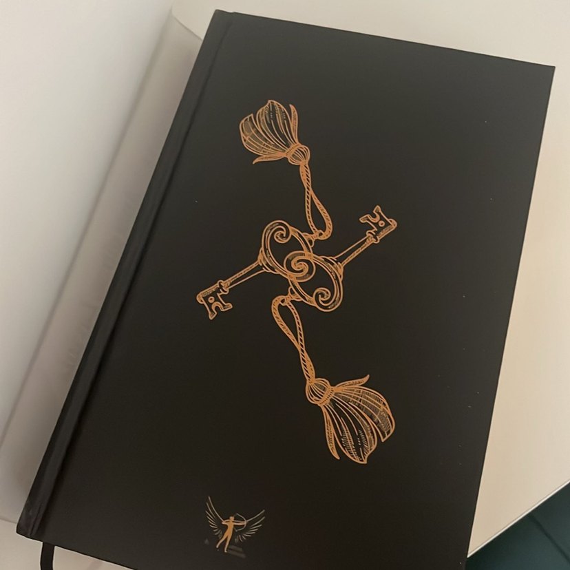 Ama Gitme, Lavinia - Elif Öner - Görsel 4