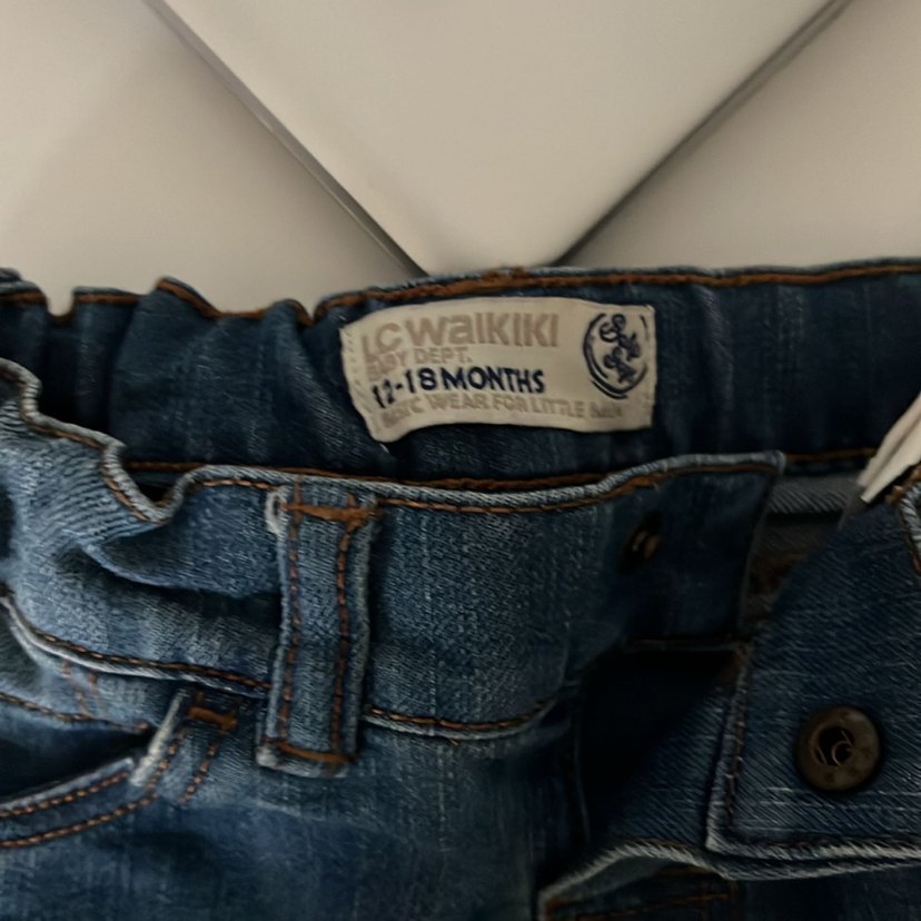 Düğmeli Erkek Çocuk Kot Pantolon - Görsel 2