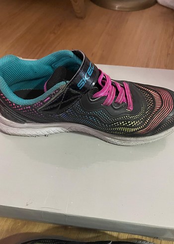 Kız Çocuk Renkli Skechers Bağcıklı Spor Ayakkabı - Görsel 3