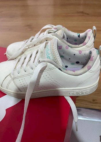 Beyaz Adidas Kız Çocuk Spor Ayakkabı - Görsel 2