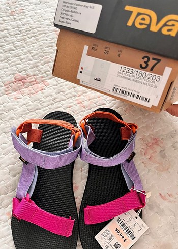 Teva orijinal hiç giyilmemiş etiketli ve kutusunda   sandalet - Görsel 2