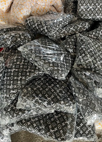 Louis witton desenli  Araç Koltuk kılıfı - Görsel 2