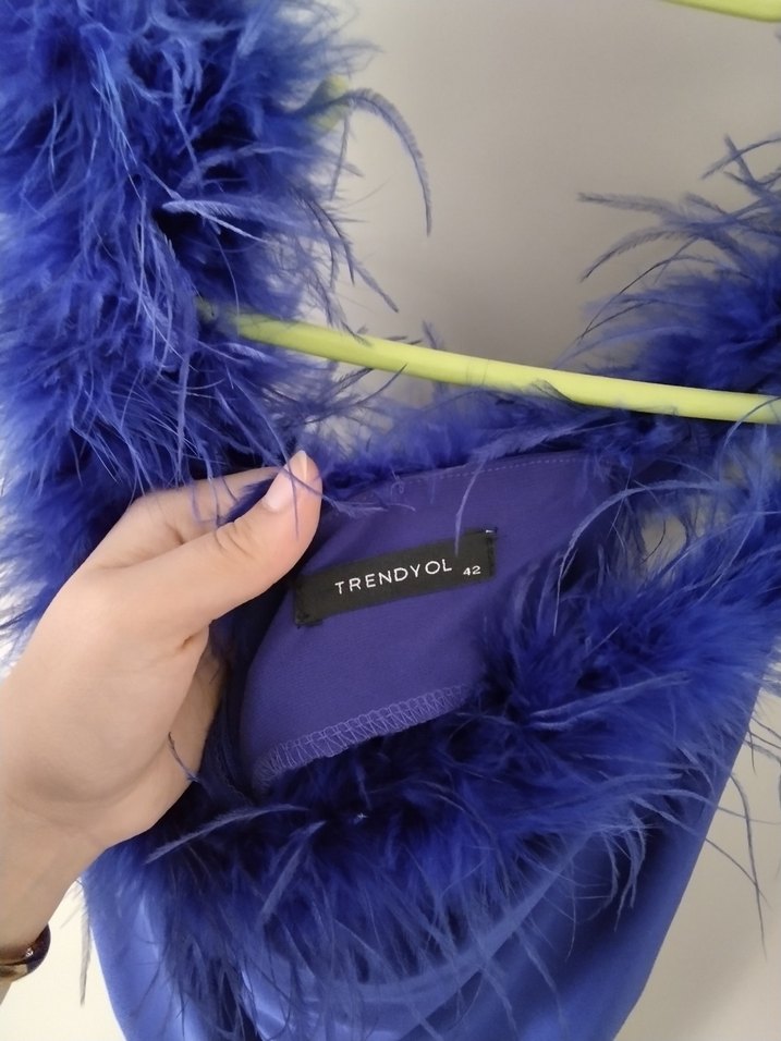 Mavi Drapeli Tüy Detaylı Mini Abiye Elbise - Görsel 3