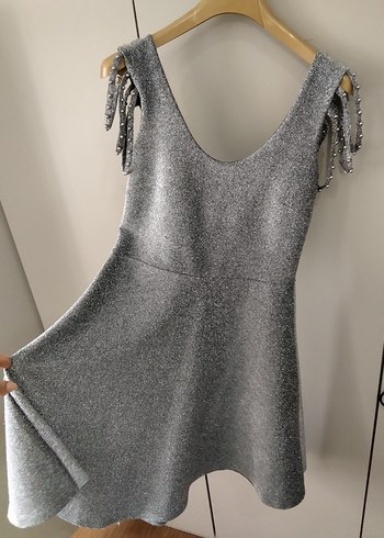 Gri Mini Payetli V Yaka Abiye Elbise - Görsel 2