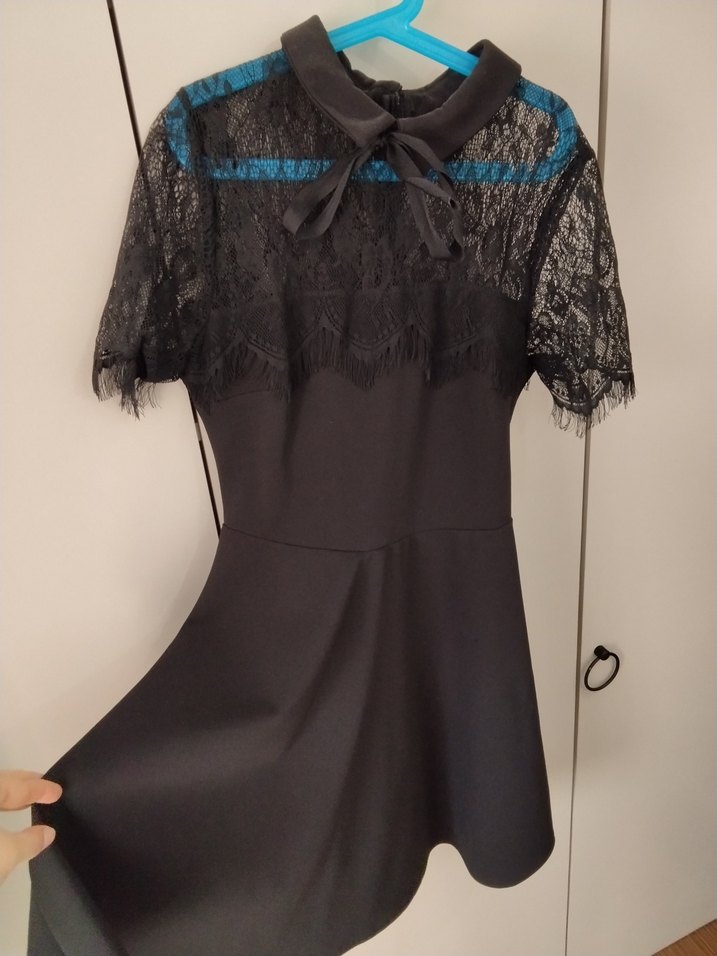 Dantel Detaylı Siyah Kısa Kollu Mini Elbise - Görsel 2