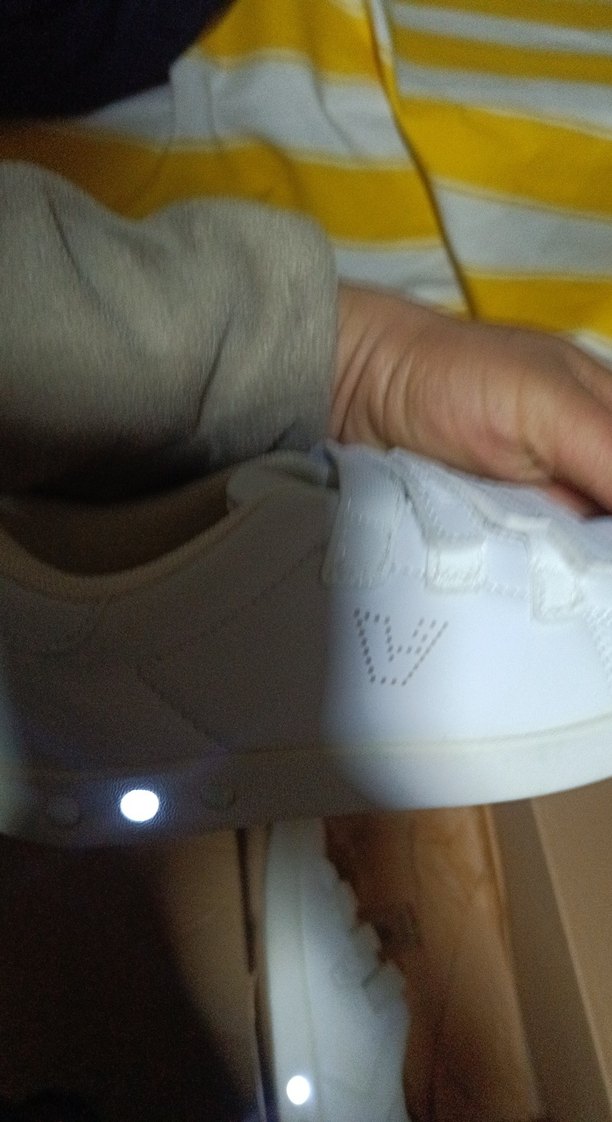 Vicco Beyaz Çocuk Ayakkabı Kutusu 33 Numara - Görsel 3