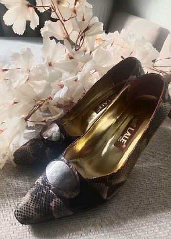 Kahverengi Yılan Desenli Tokalı Stiletto - Görsel 3