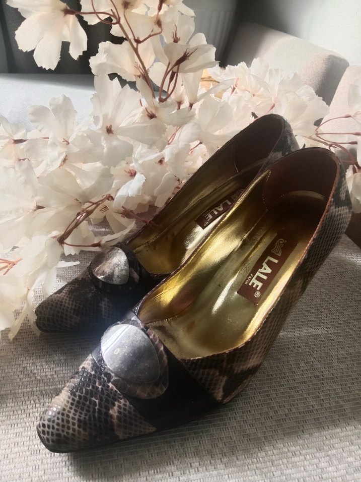 Kahverengi Yılan Desenli Tokalı Stiletto - Görsel 3