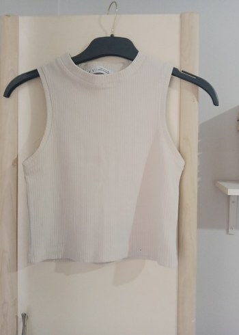 Beyaz Kolsuz Yüksek Yakalı Mini Atlet - Görsel 3